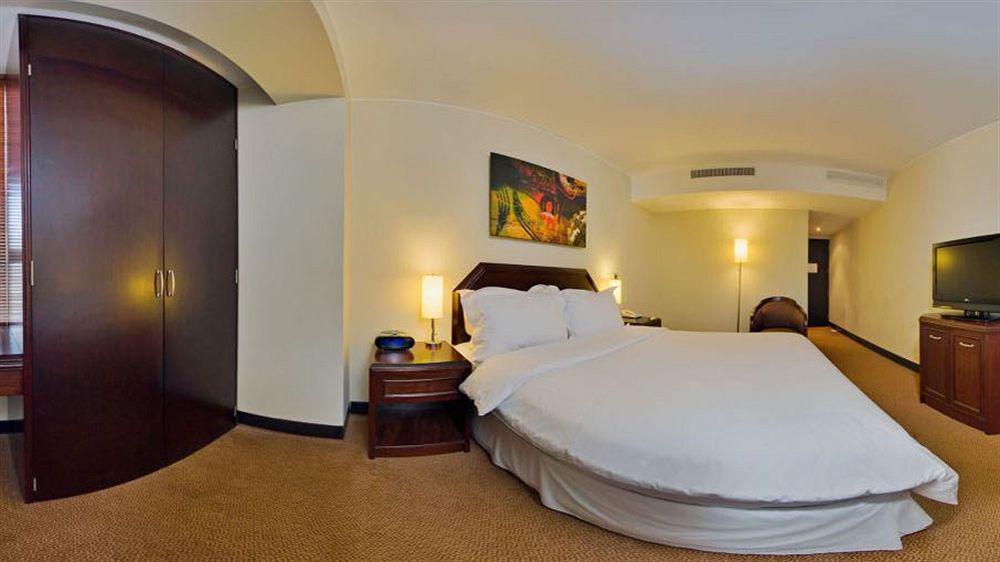 Hotel Radisson Decapolis Miraflores