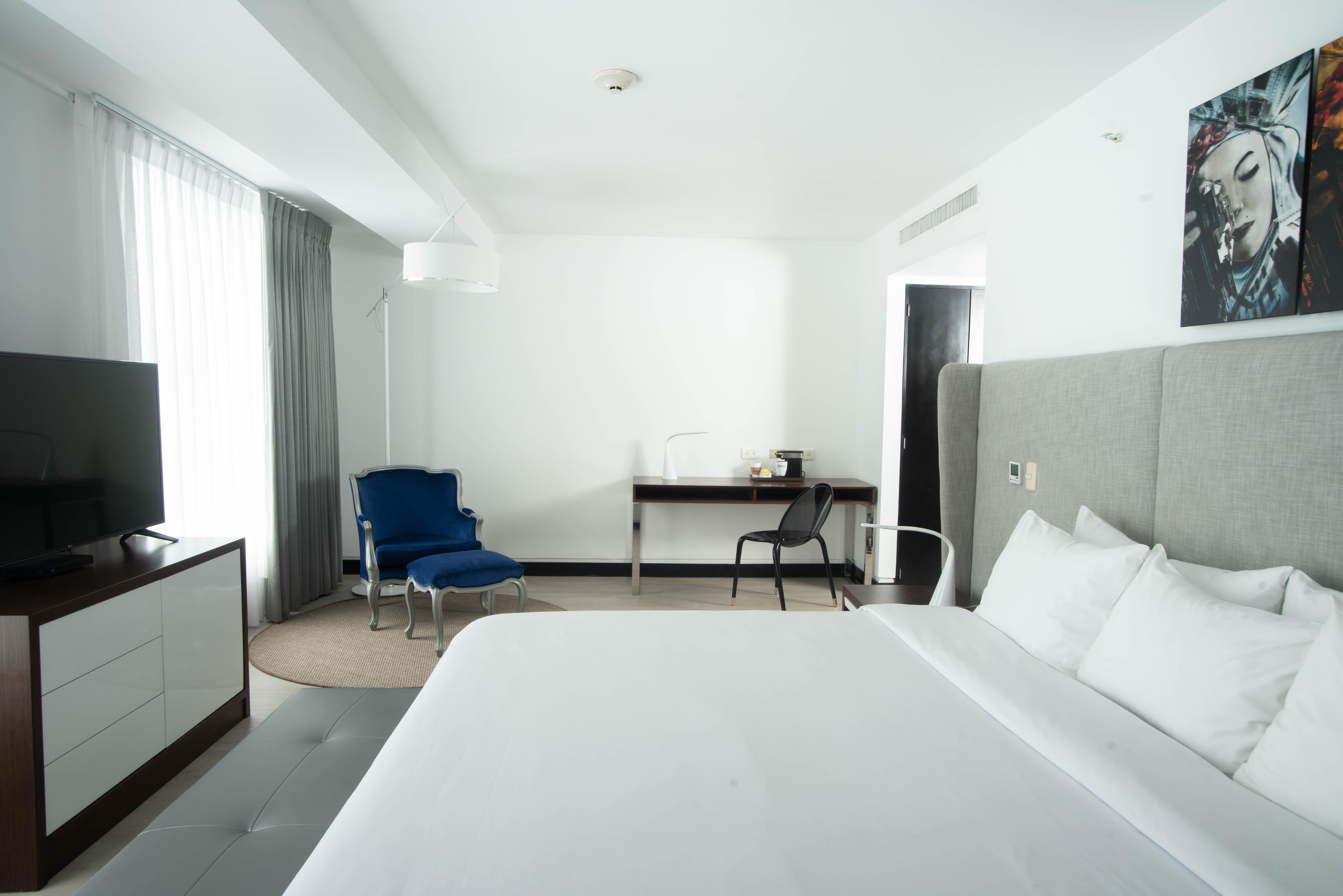Radisson Decapolis Miraflores 4*