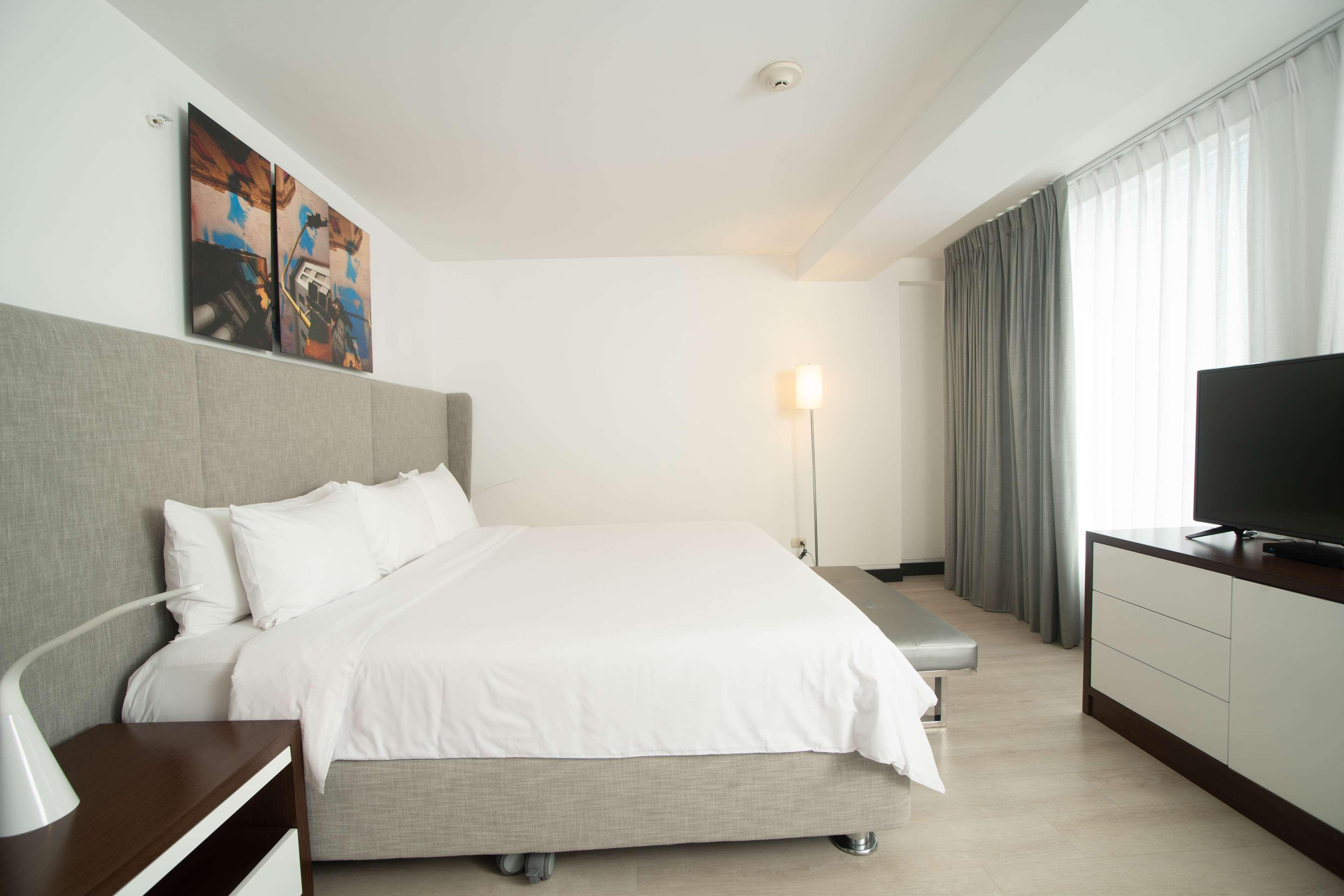 Radisson Decapolis Miraflores